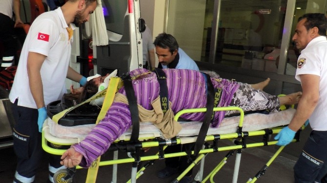 Suriyeli Tarım İşçileri Kaza Yaptı: 2 Ölü, 25 Yaralı